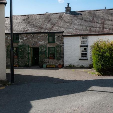 Yr Hen Efail - Old Smithy Villa Tregaron Екстериор снимка