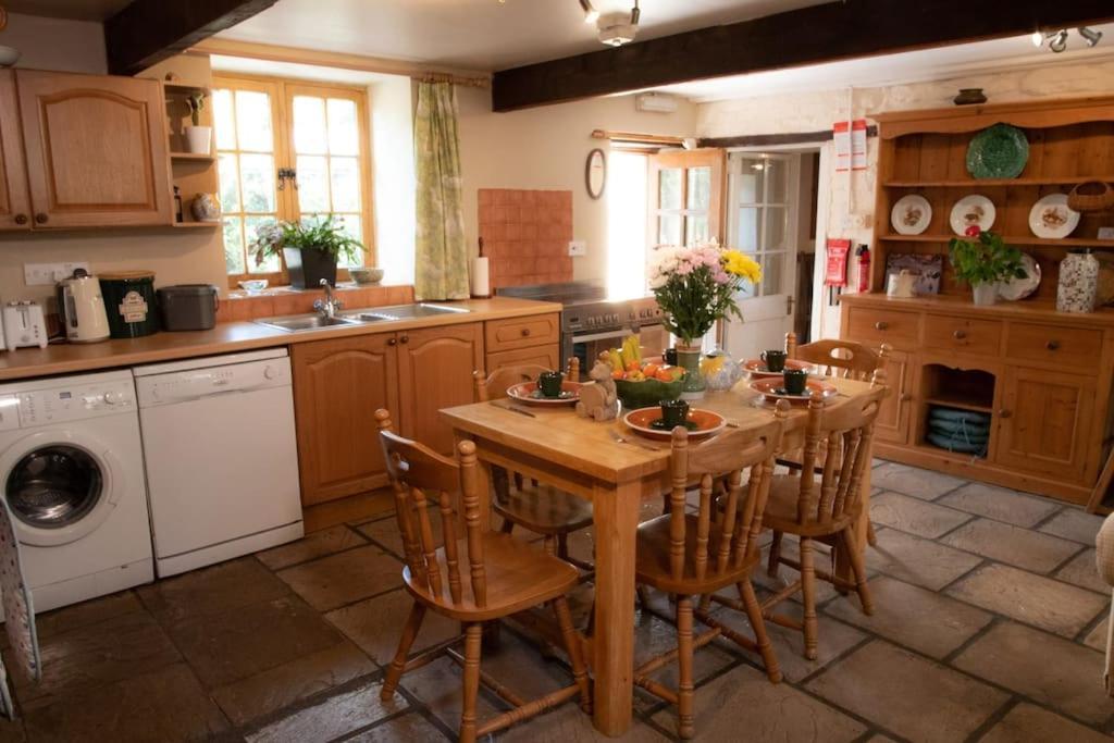 Yr Hen Efail - Old Smithy Villa Tregaron Екстериор снимка