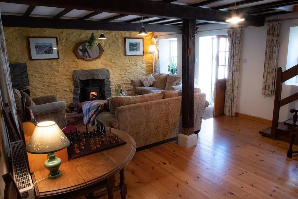 Yr Hen Efail - Old Smithy Villa Tregaron Екстериор снимка