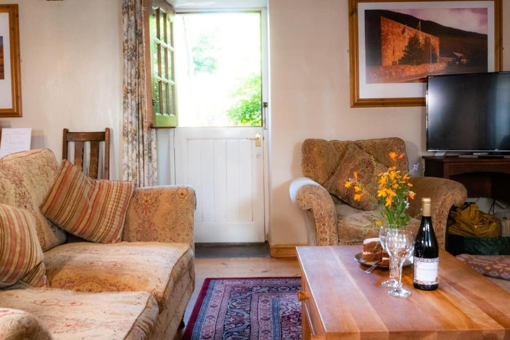 Yr Hen Efail - Old Smithy Villa Tregaron Екстериор снимка