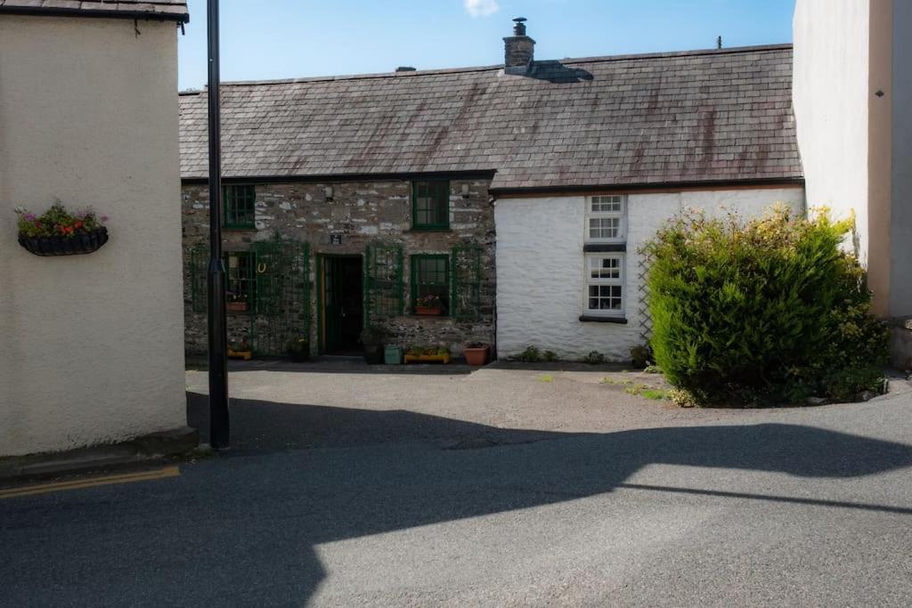 Yr Hen Efail - Old Smithy Villa Tregaron Екстериор снимка